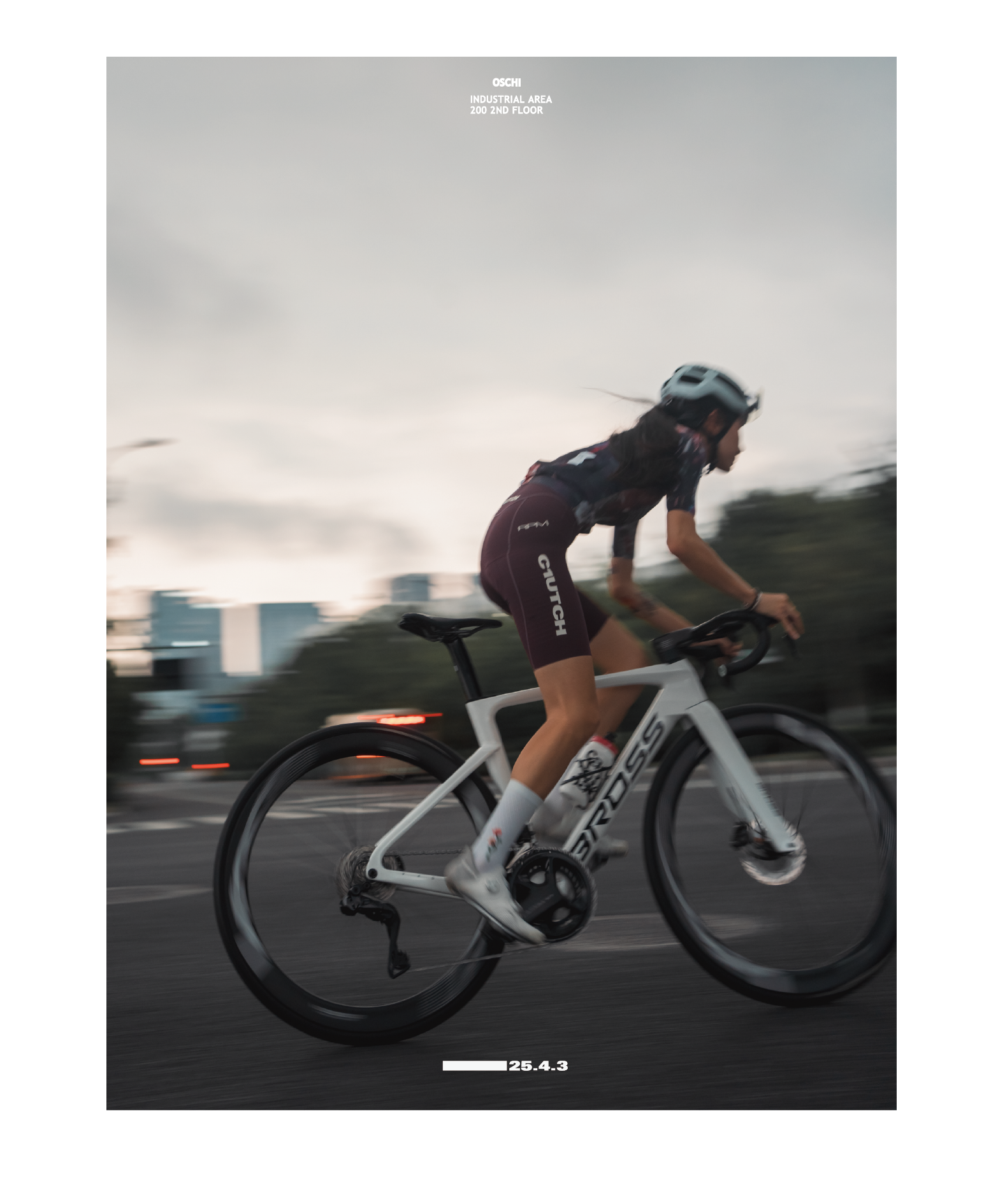 25 WOMEN’S LIGHT BIBS PRO