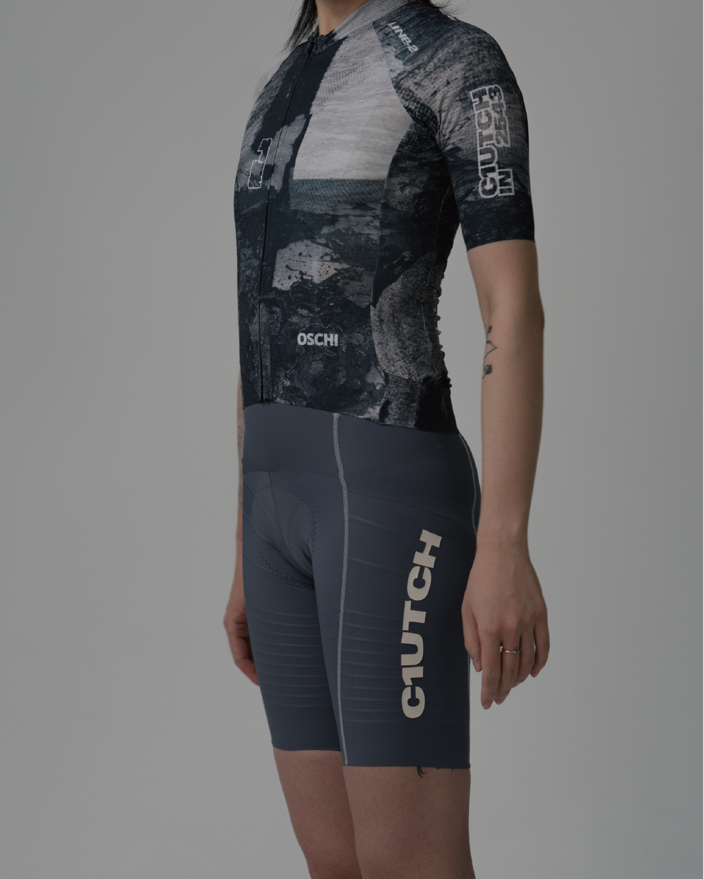 25 WOMEN’S LIGHT BIBS PRO