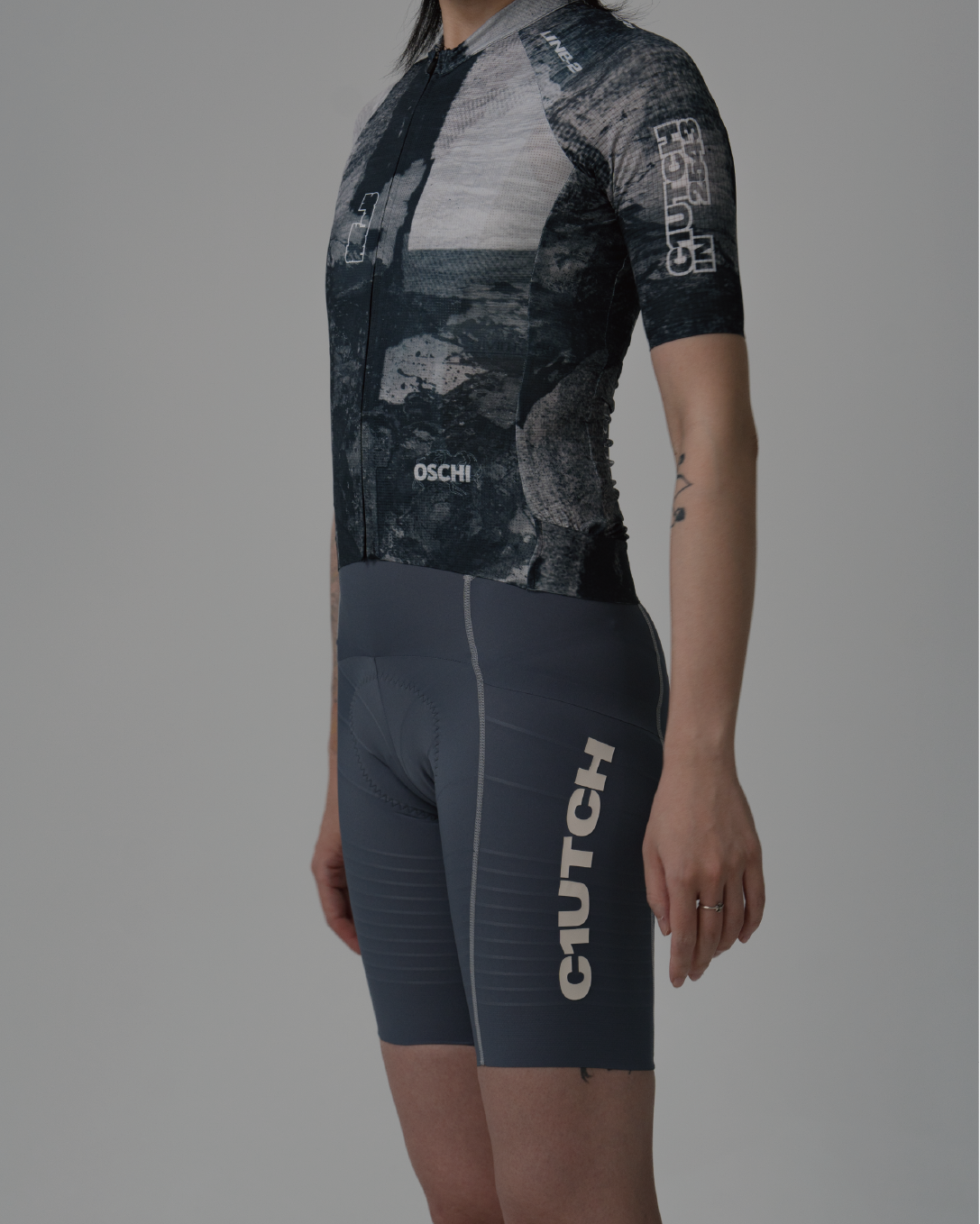 25 WOMEN’S LIGHT BIBS PRO
