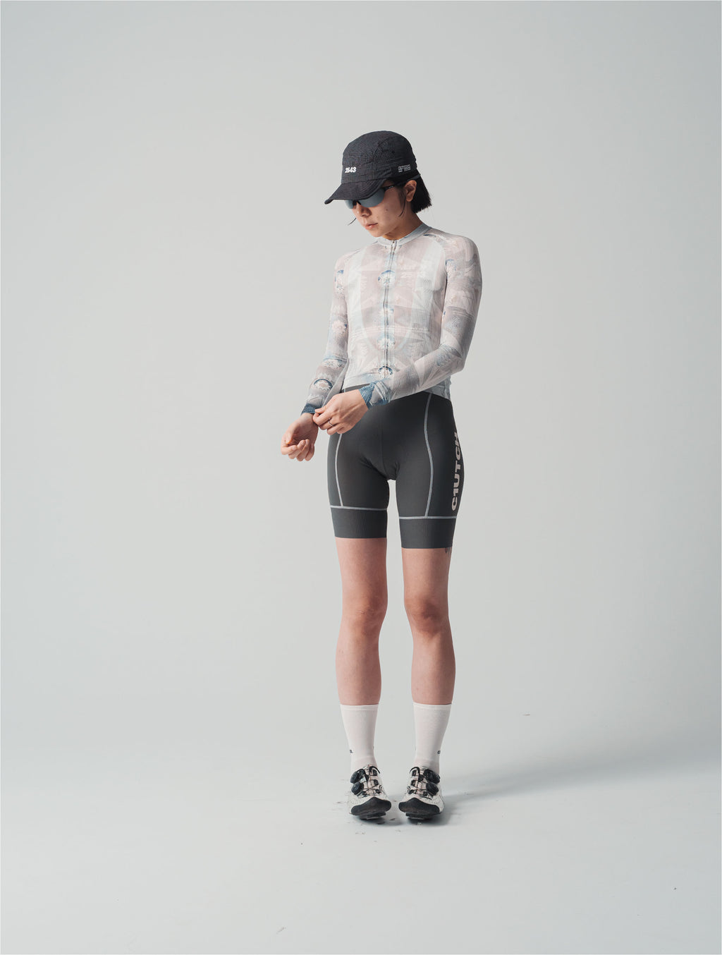 25 WOMEN’S TEAM JERSEY.3
