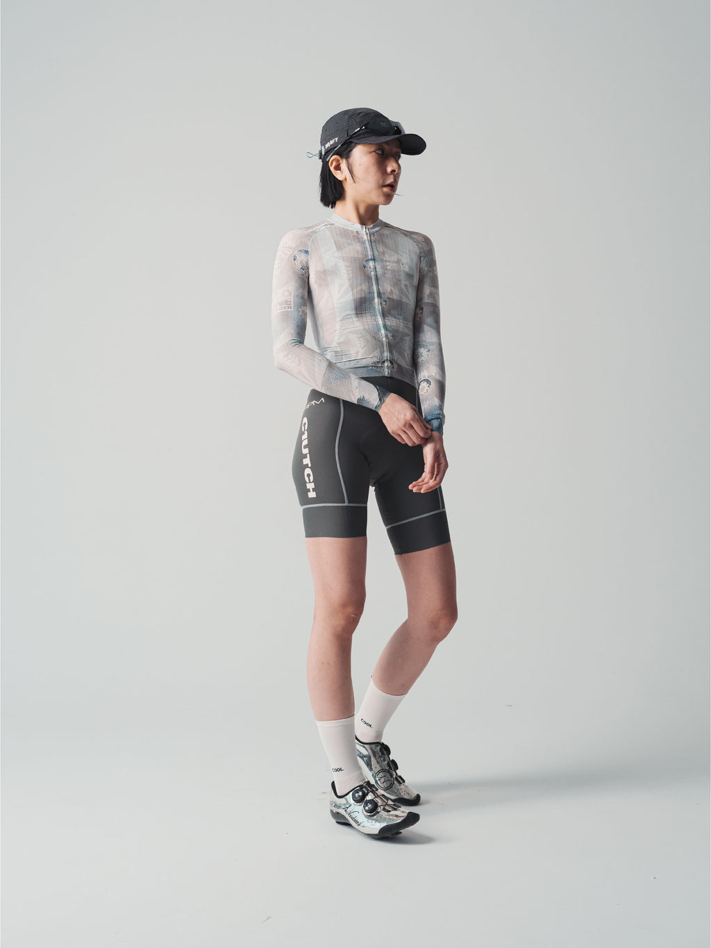 25 WOMEN’S TEAM JERSEY.3