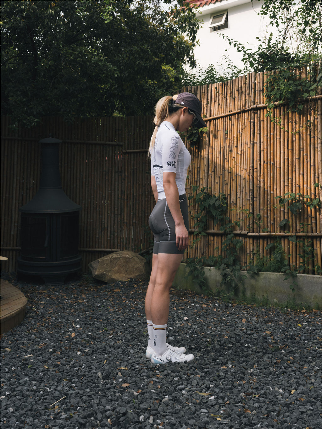 25 WOMEN’S WHITE FLATTEN ARTWORK JERSEY