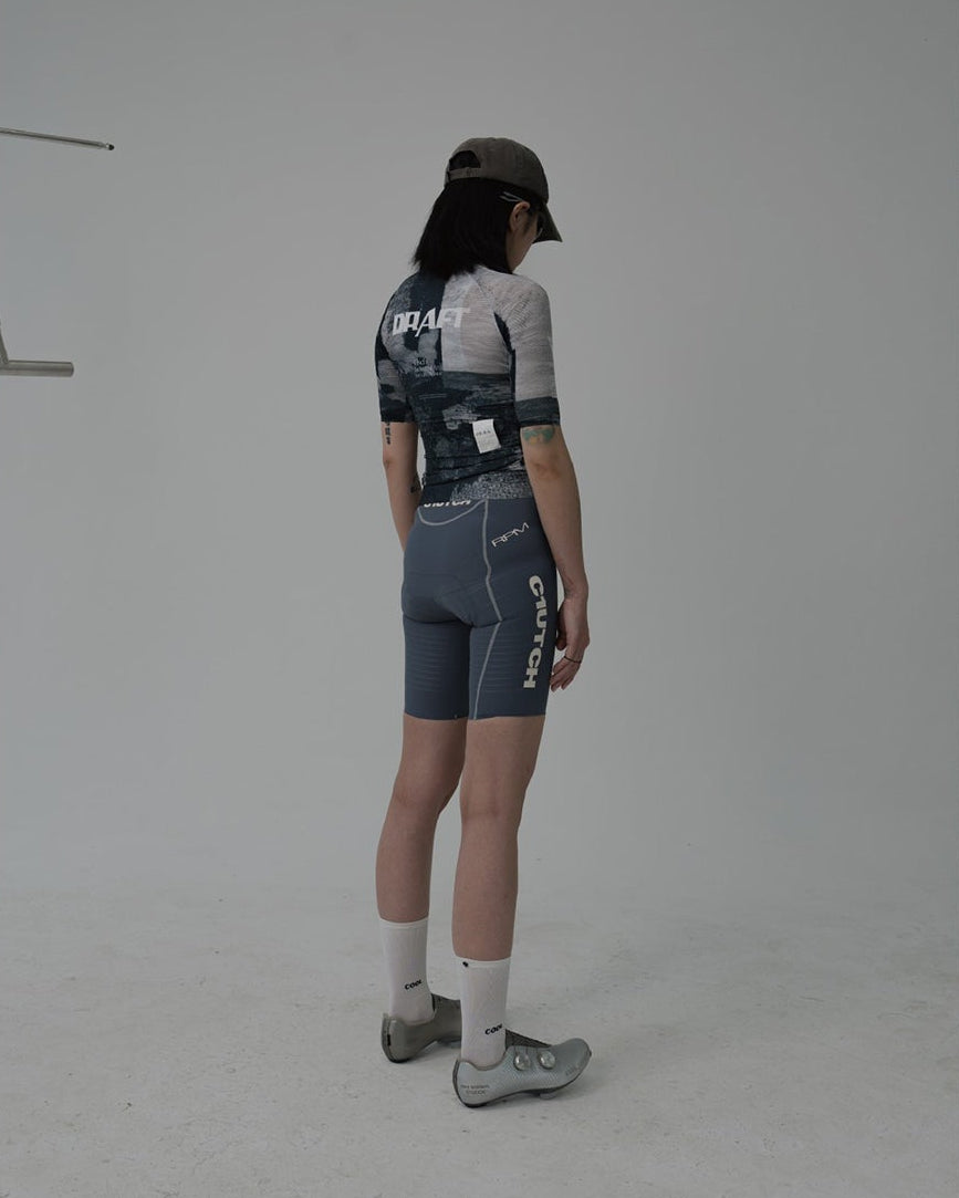 25 B&W NATURALELEMENTS WOMEN’S MESH JERSEY