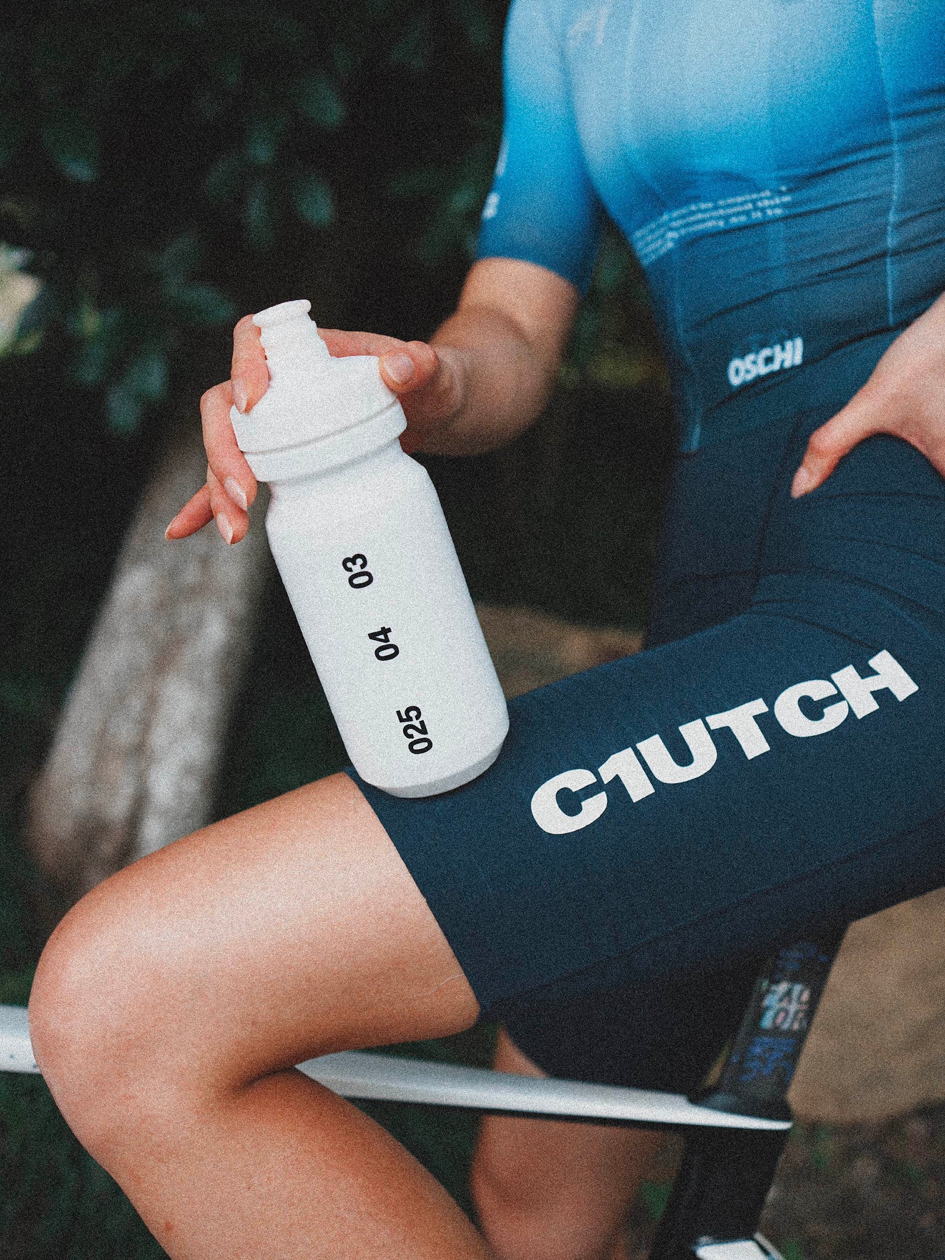 25 SQUEEZE WATER BOTTLE