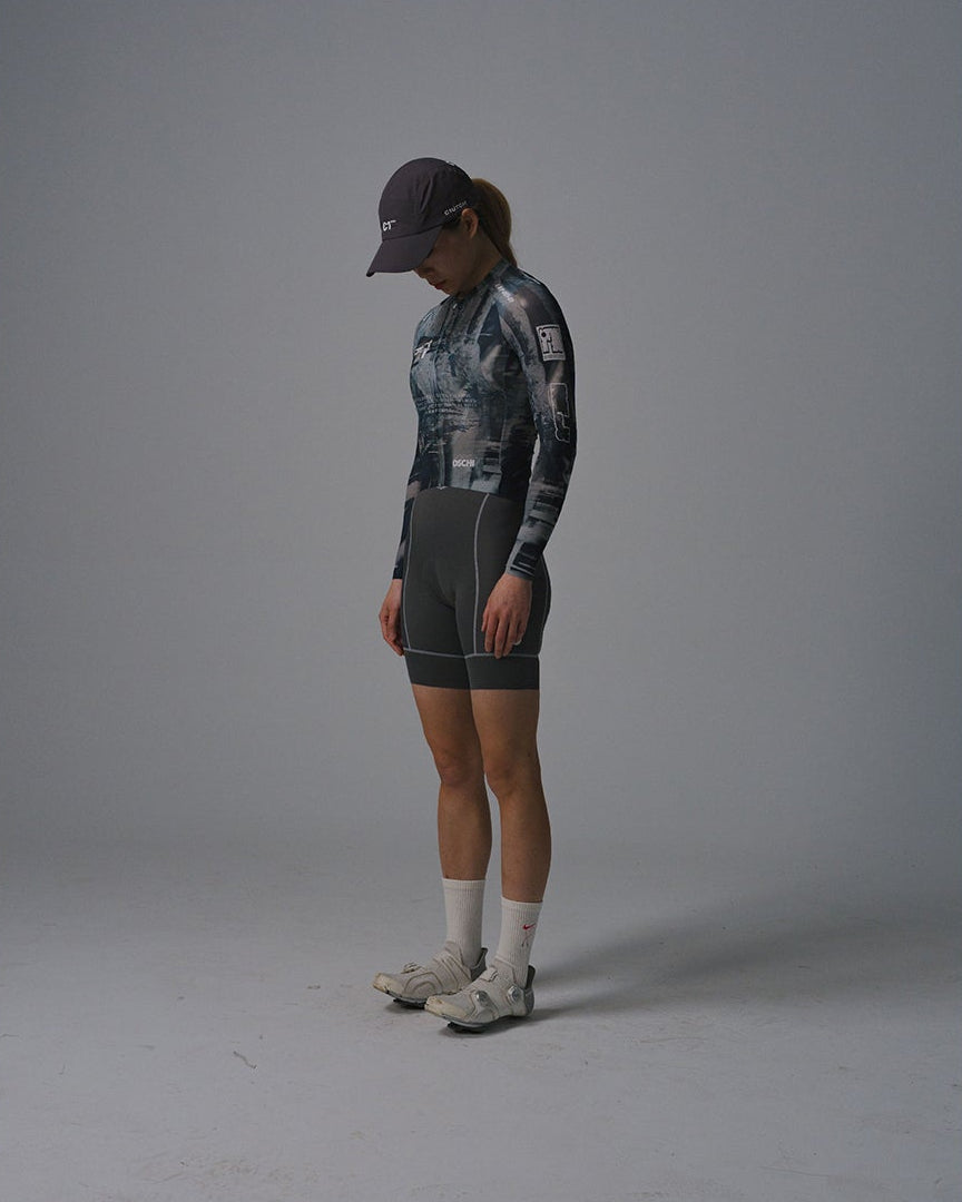 25  WOMEN’S ECHOES OF ICE LONG SLEEVE JERSEY.3