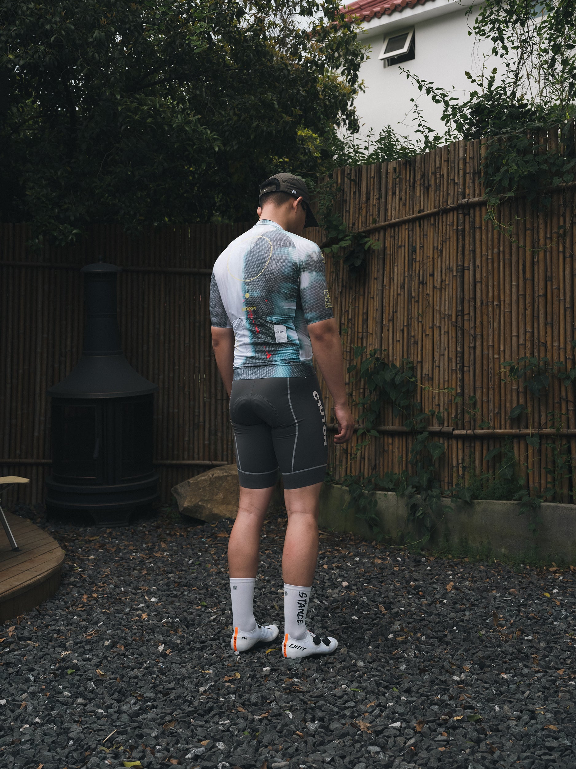 25 MEN’S NOTES EN ROUTE JERSEY.2