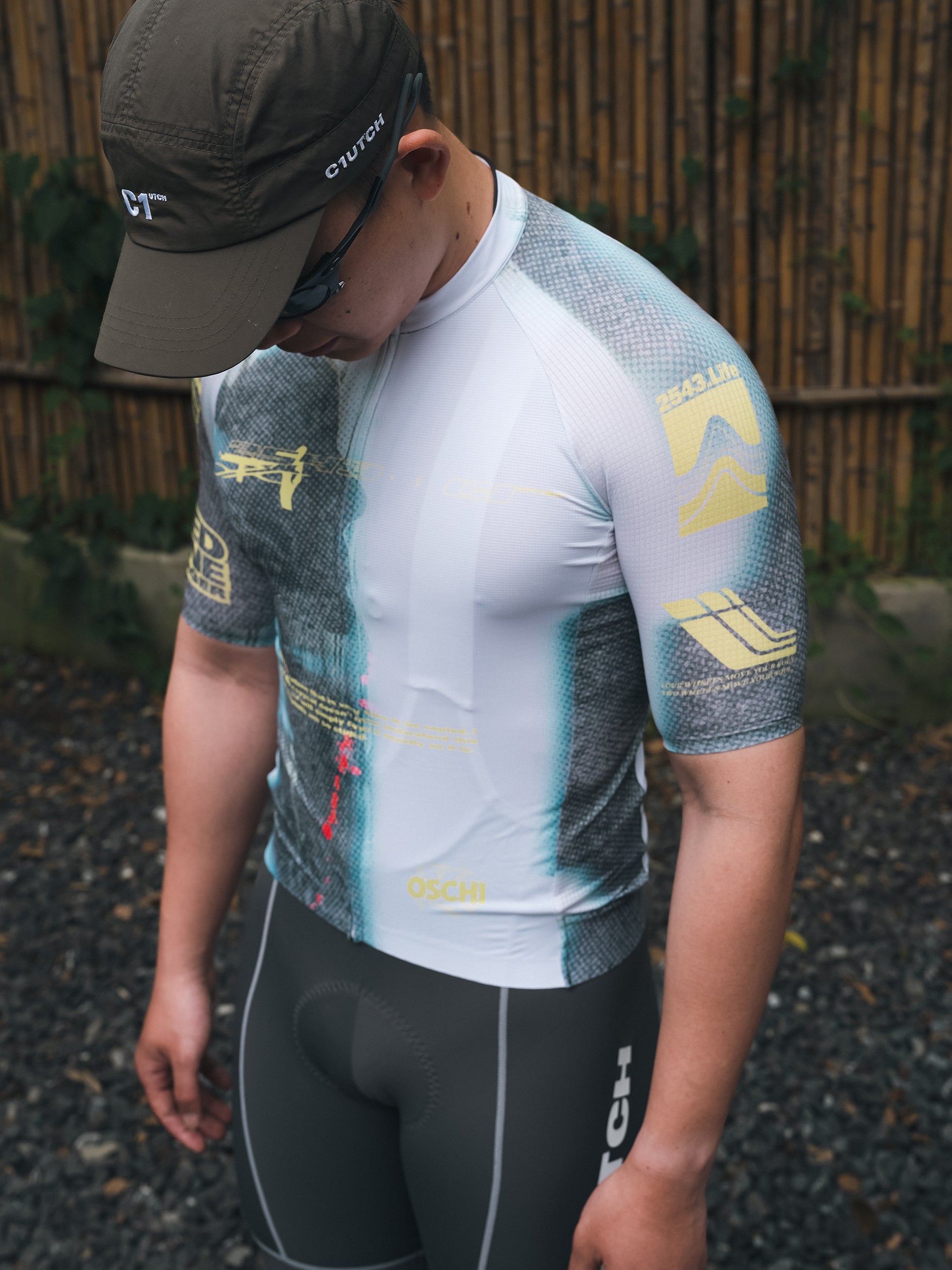 25 MEN’S NOTES EN ROUTE JERSEY.2