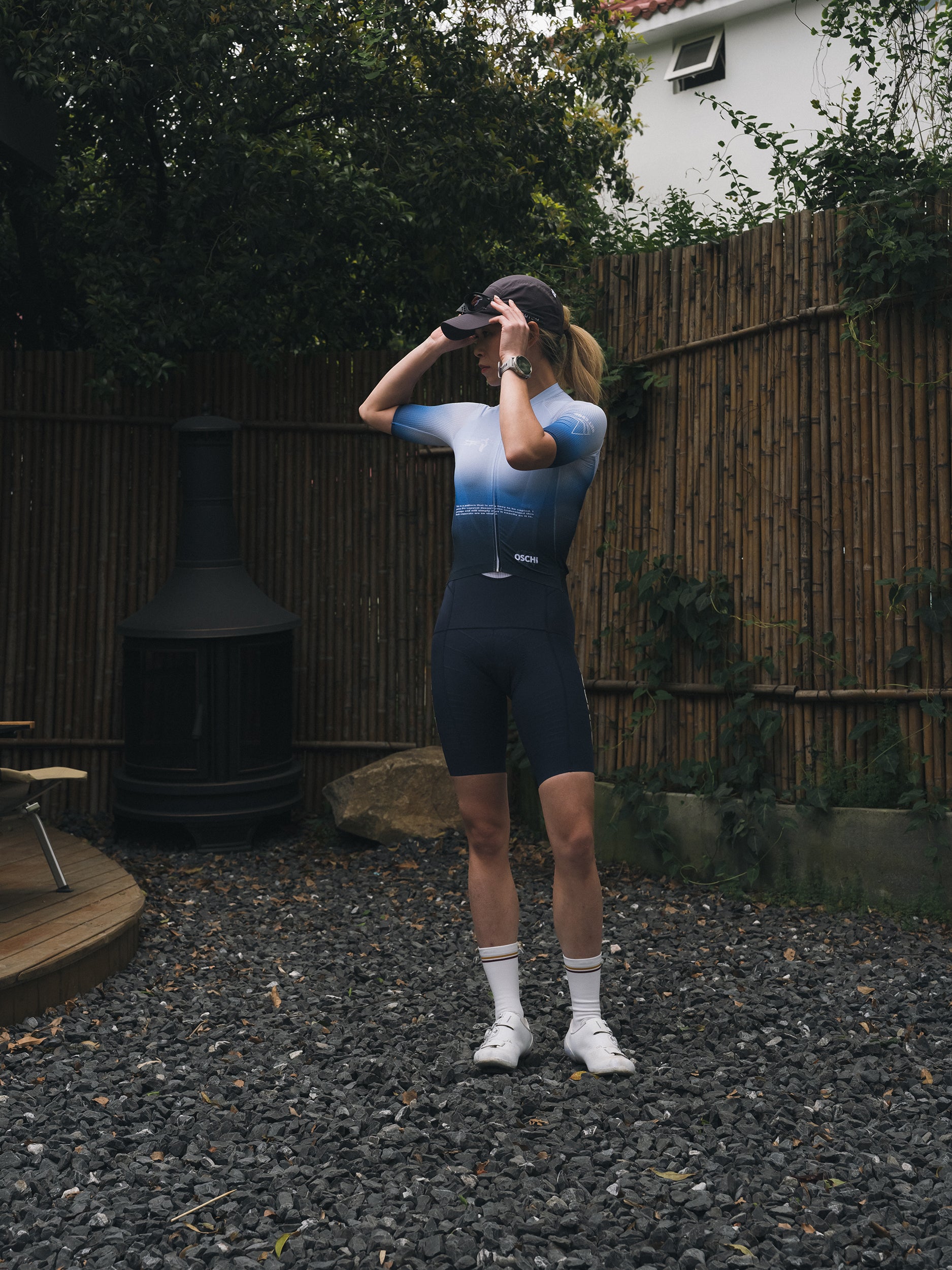 25  WOMEN’S COPY TARGET JERSEY.2