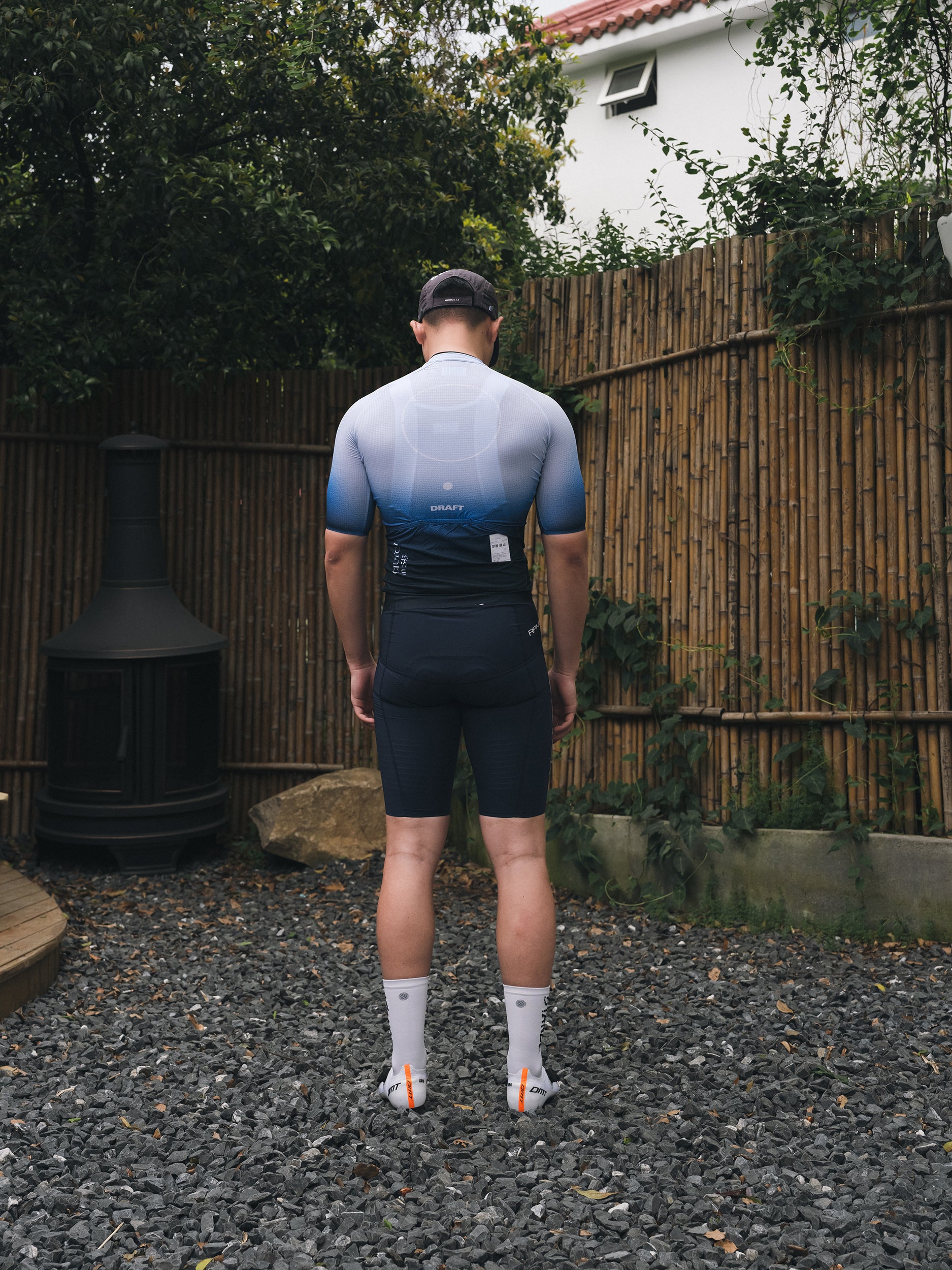 25 MEN’S COPY TARGET JERSEY.2