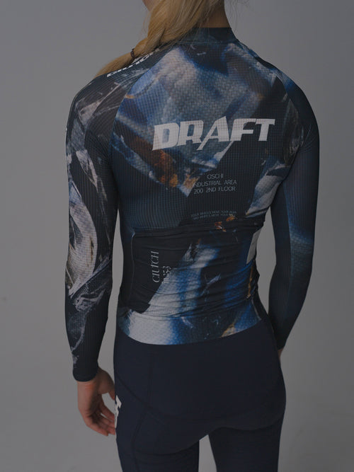 25  WOMEN’S ECHOES OF ICE LONG SLEEVE JERSEY.1