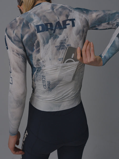25  WOMEN’S ECHOES OF ICE LONG SLEEVE JERSEY.2