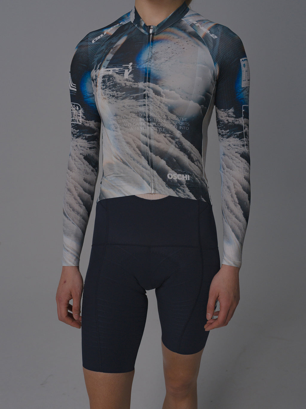 25  WOMEN’S ECHOES OF ICE LONG SLEEVE JERSEY.4
