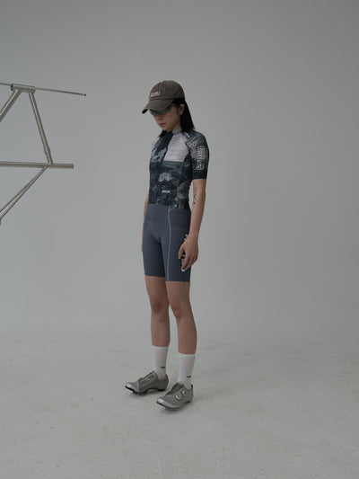25 B&W NATURALELEMENTS WOMEN’S MESH JERSEY