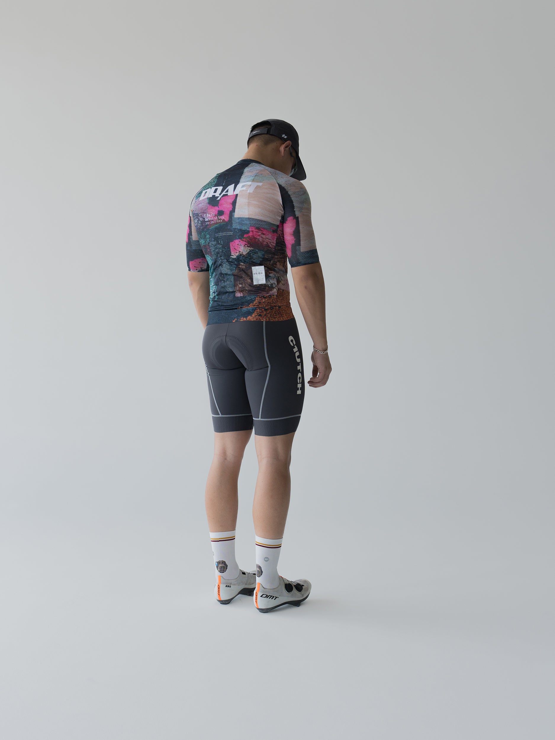 25 NATURAL ELEMENTS MEN’S MESH JERSEY
