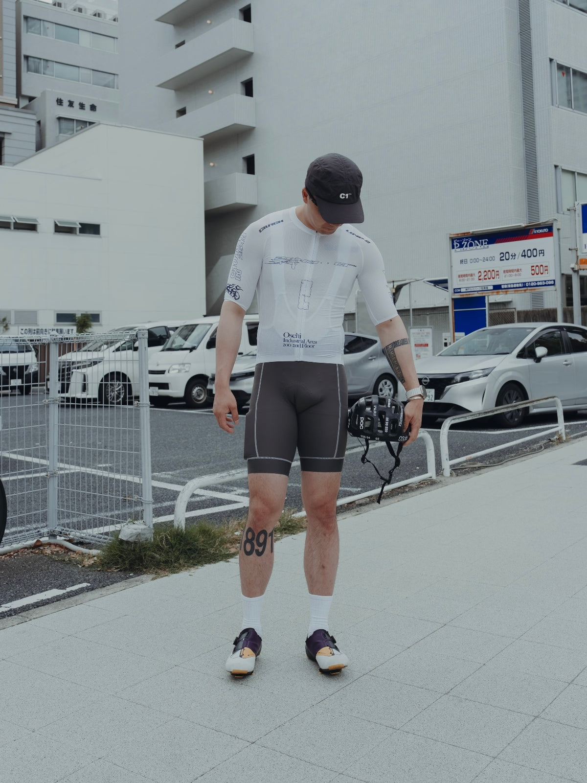 25 MEN’S WHITE FLATTEN ARTWORK JERSEY