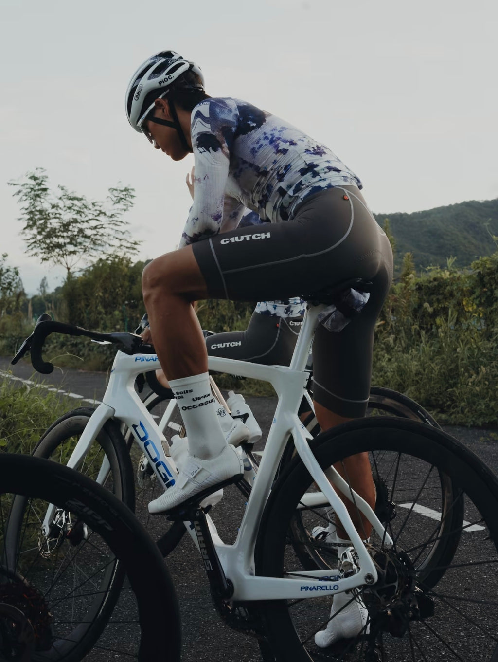 25 MEN’S TEAM JERSEY.2