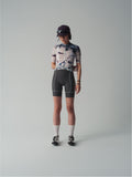 25 WOMEN’S TEAM JERSEY.2